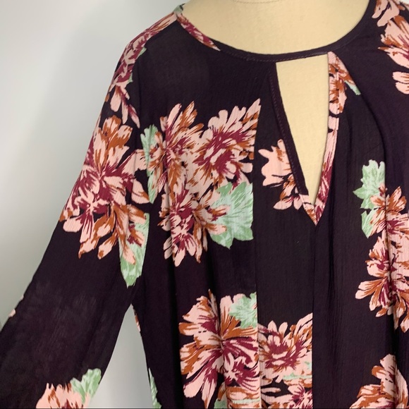 Altar'd state floral key hole top - Picture 7 of 12